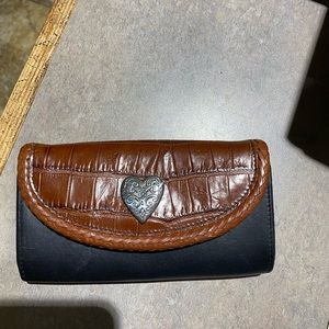 Brighton sunglasses holder